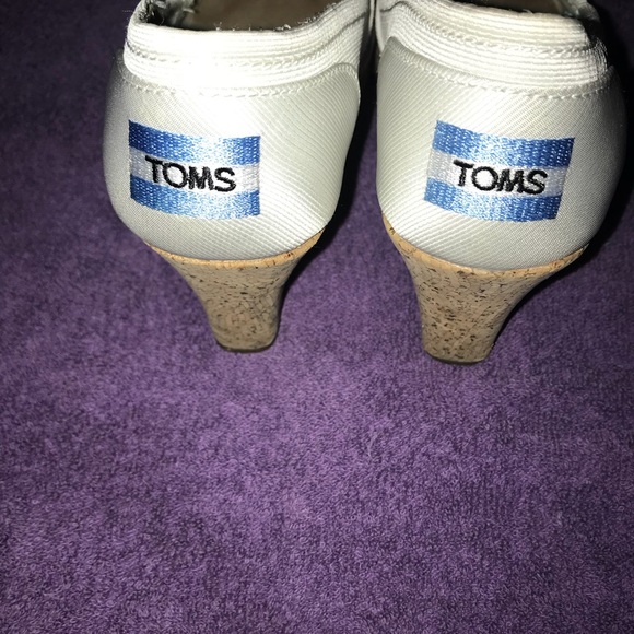 Toms Wedges - Picture 2 of 7